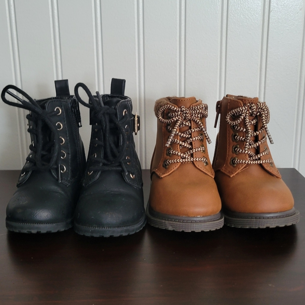 Infant Boots Size 4. 2 Pairs.